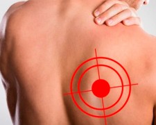 Боль в спине под правой лопаткой: причины, диагностика и лечение